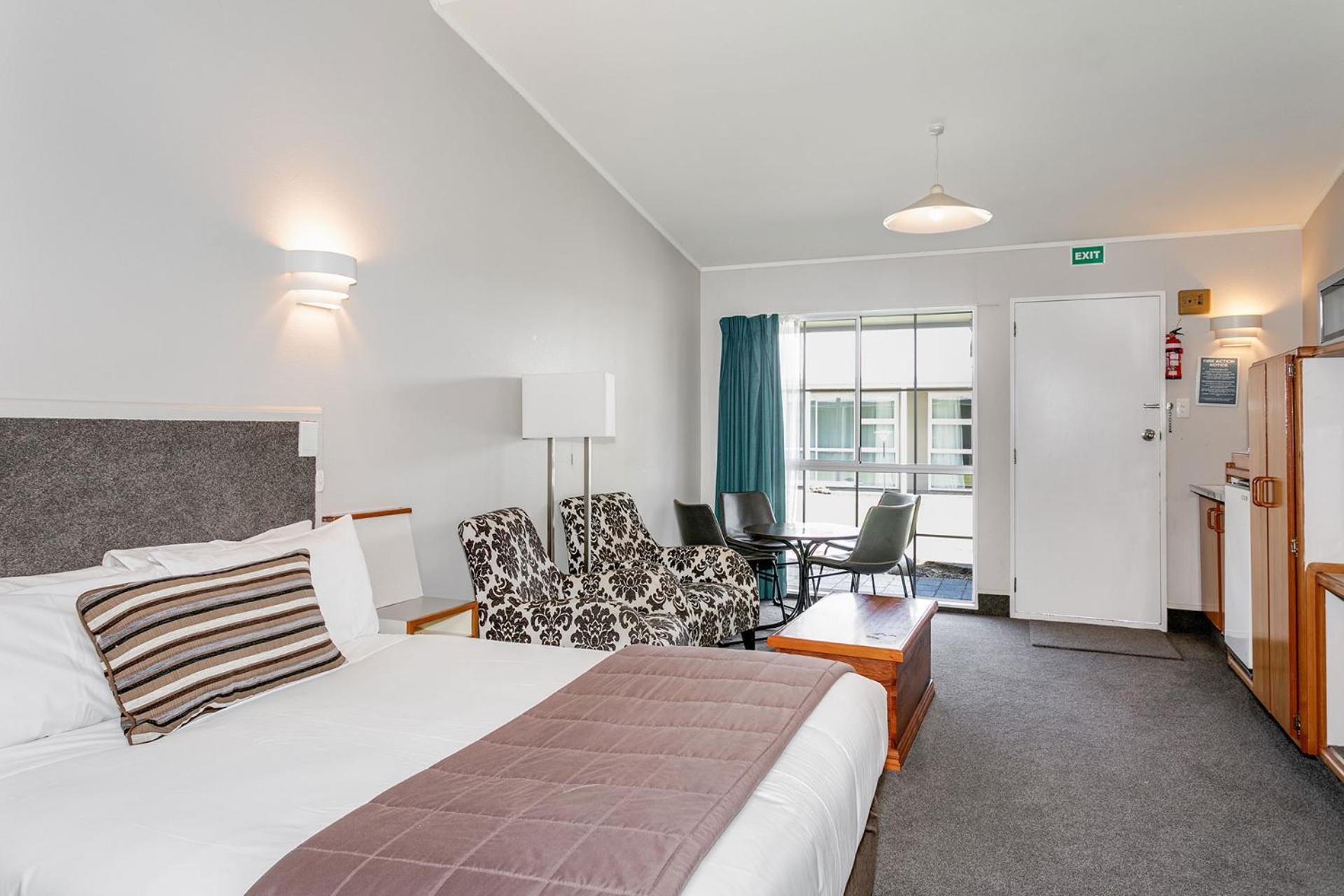 Turangi Leisure Lodge Екстериор снимка